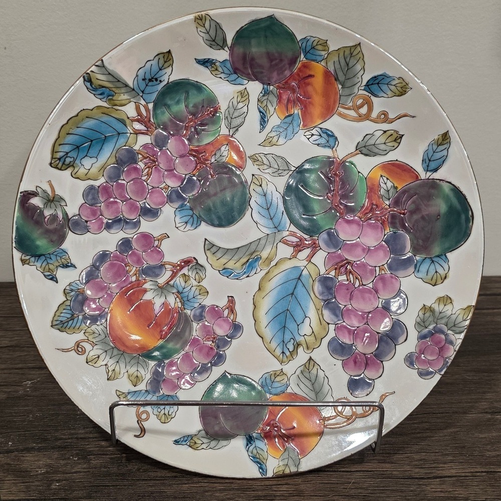 Chinese Chinoiserie Porcelain Hand Painted Plate 10" Fruit & Grapes Vintage 1970